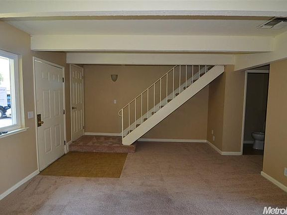 3rd image of 7032 Fair Oaks Blvd APT 25