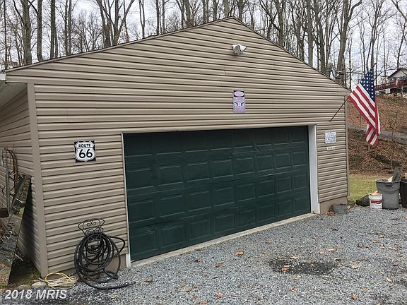 2nd image of 192 Sylvan Ln