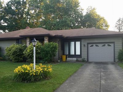 3024 Green Acres Dr, Youngstown, OH, 44505