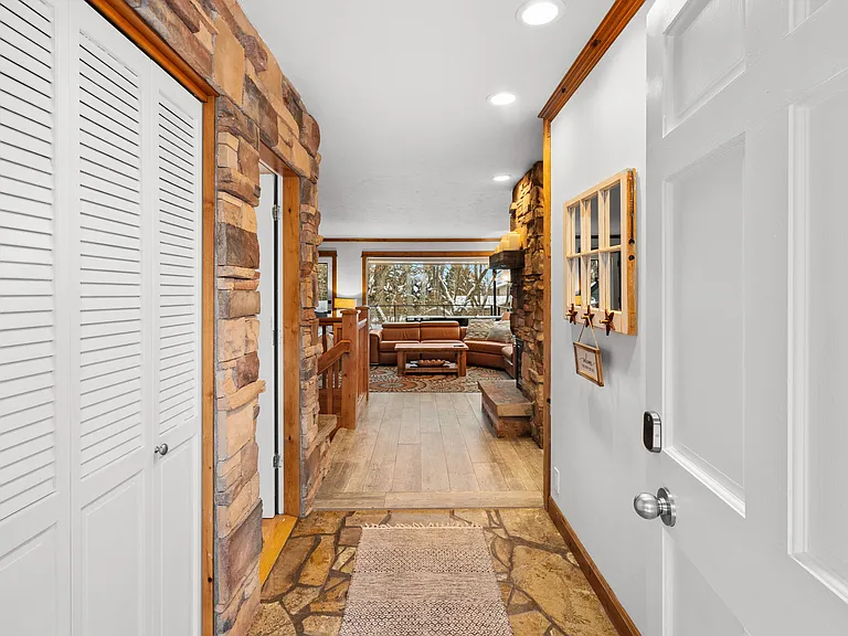 3045 Sourdough Rd — Photo 37