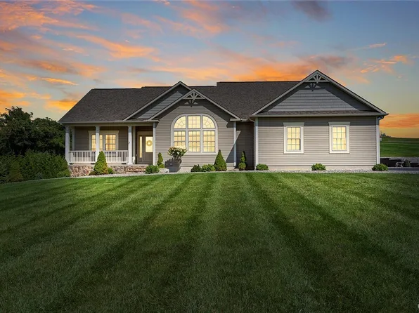 110 Firefly Way, Camillus, NY 13031