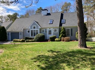 31 Daybreak Ln, Hyannis, MA 02601