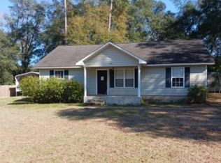 216 Cloverleaf Cir, Bainbridge, GA 39817