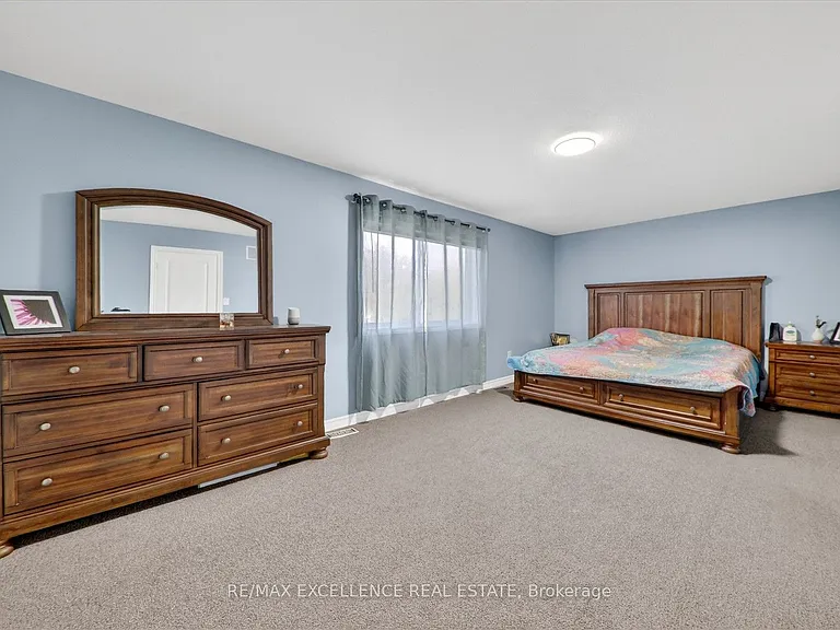 31 Donald Bell Dr — Photo 19