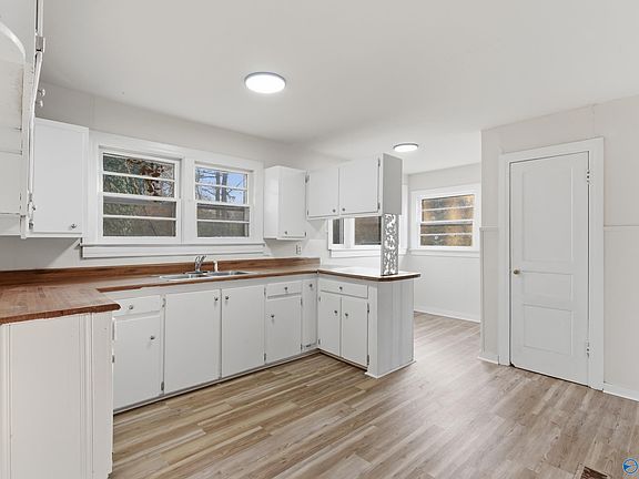 5th image of 803 Cypress Mill Rd