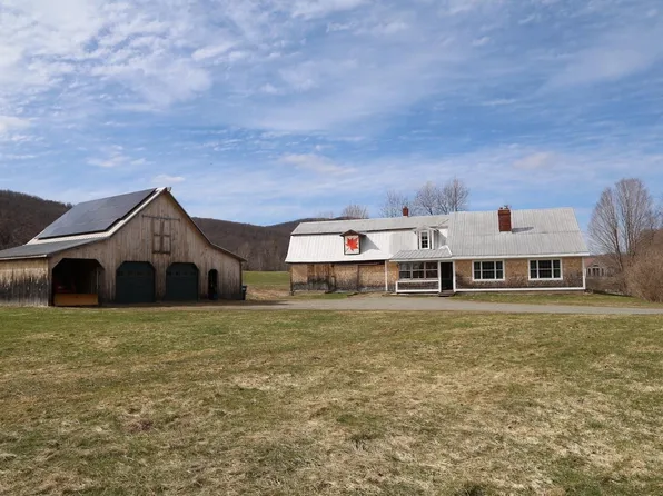 3308 Lower Pleasant Valley Road, Cambridge, VT 05444