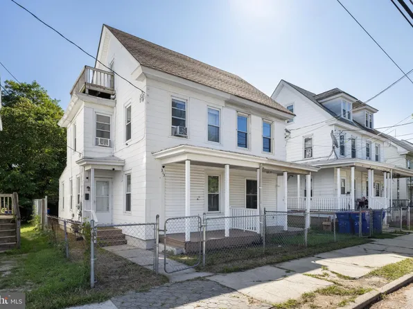 313 S 3rd St, Millville, NJ 08332