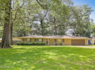 3302 Cherrywood Dr, Jackson, MS 39212