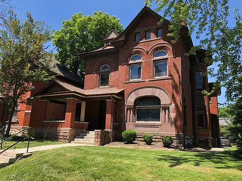 King Ave 194 CR Photo 1