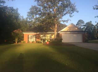 194 Willow Lake Dr, Leesburg, GA 31763