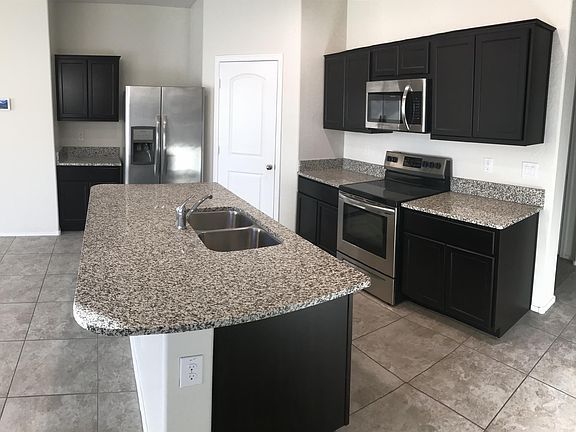 3rd image of 4591 E Gagarinite Ln