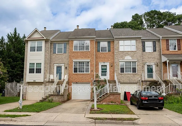 8644 Sanderling Dr — Photo 1