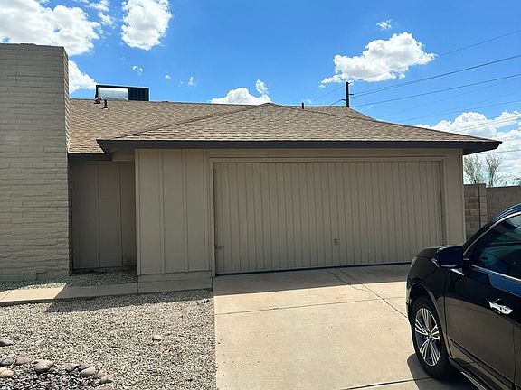2nd image of 4021 E Walatowa St