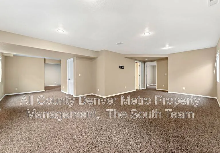 7680 Elk Ct — Photo 25