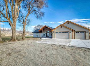 10050 Darnell Ln, Sweet, ID 83670