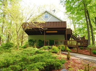 1 Ash St, Vernon, NJ 07462