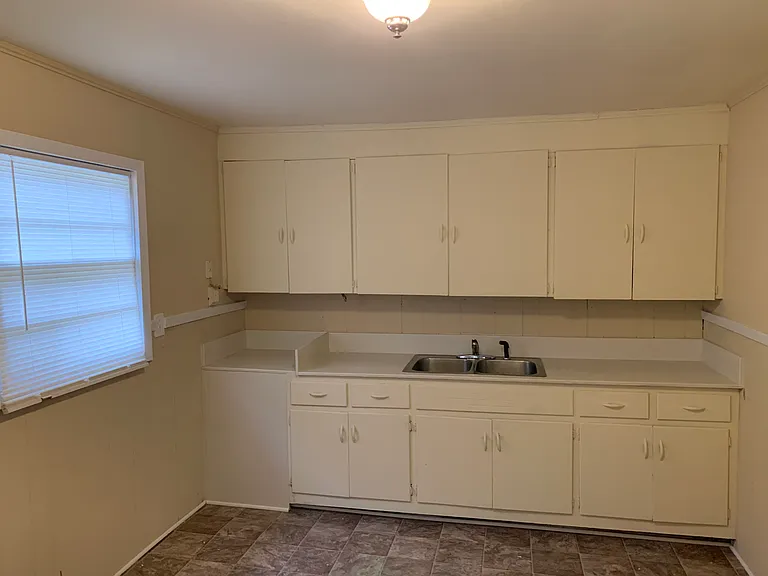 813 Johnson St #1 — Photo 2
