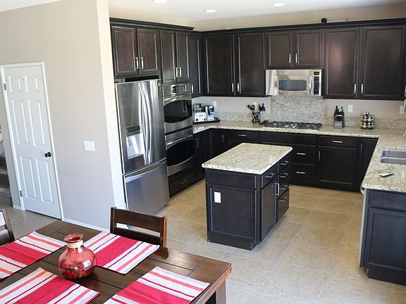 5th image of 13275 Fenton Ave