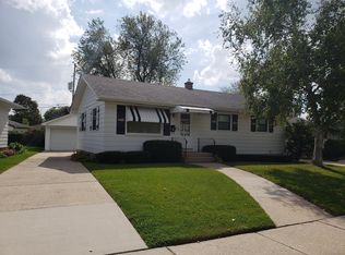 3119 Windsor Dr, Racine, WI 53404