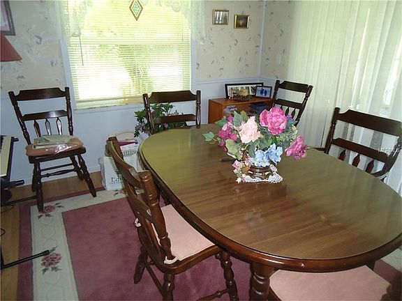 5th image of 656 Cottage Ln #0