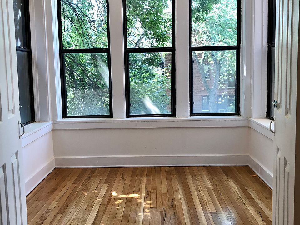 1st image of 5047 N Glenwood Ave