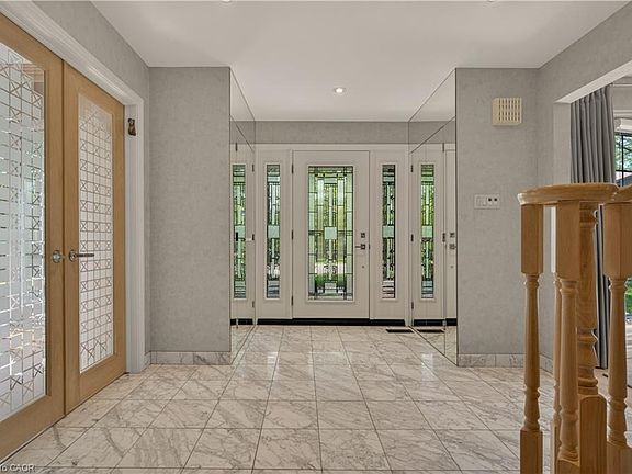 4th image of 23 Lantern Ln