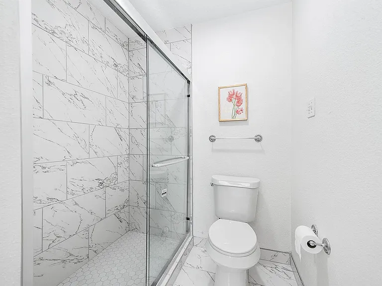 13407 Wells River Dr — Photo 23