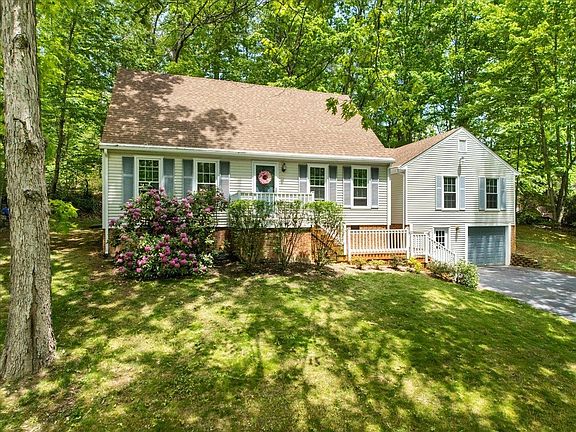 2nd image of 1290 Sherwood Dr