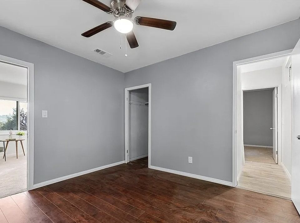 1st image of 3015 Kemper Ct