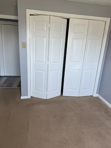 425 Mill Rock Rd — Photo 5