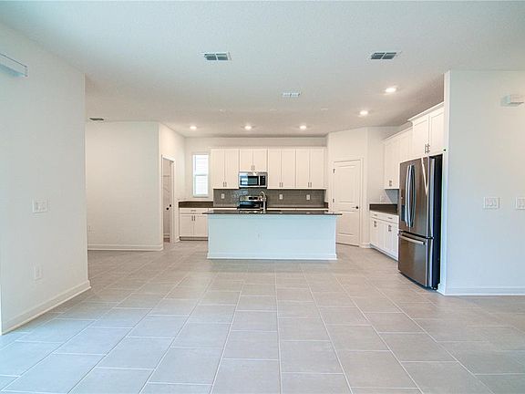 5th image of 3106 Park Vale Rd