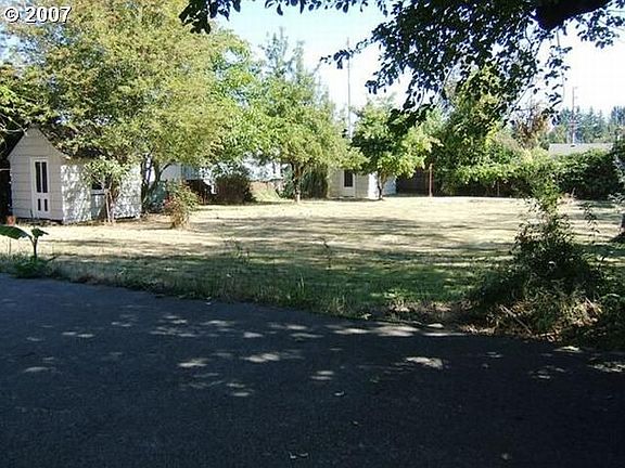 Spacious Backyard- nearly 1/2 acre