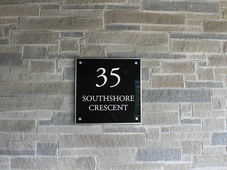 35 Southshore Cres #316 — Photo 3