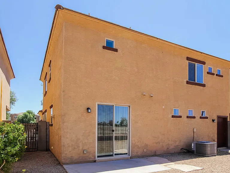 10320 W Devonshire Ave — Photo 16