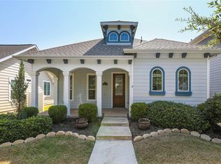 1224 King George Ln, Aubrey, TX 76227