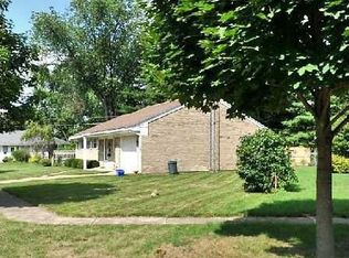144 N Masters Ct, Maumee, OH 43537