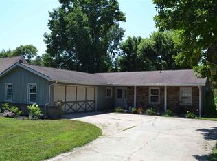 214 N Miller Manor Ct, Monticello, IN 47960