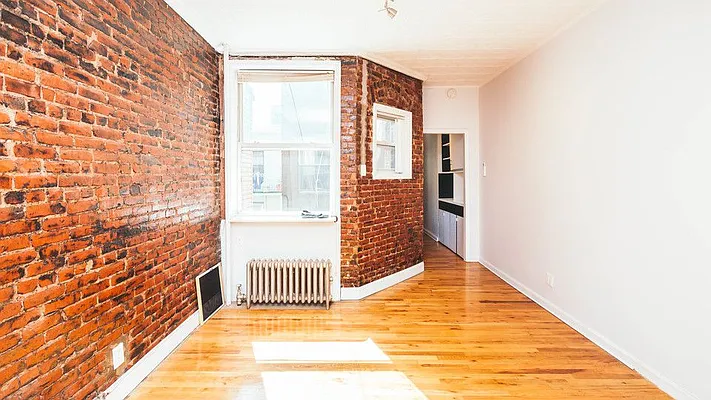 Rented by Nooklyn NYC LLC | media 1