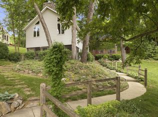 2811 Spring Dr, Burlington, WI 53105