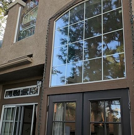 4th image of 20 Mansera Pl
