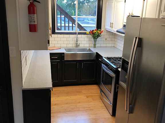 Galley Style Kitchen with all appliances