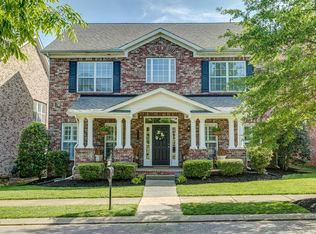 315 Meadowglade Ln, Franklin, TN 37064