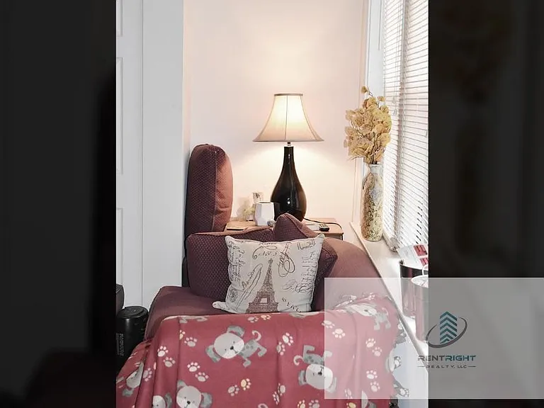 837-39 W Cornelia Ave #837-2N — Photo 5