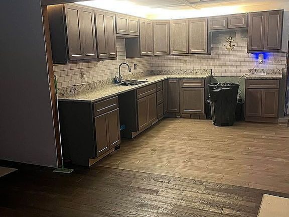 5th image of 7433 Hillsboro House Springs Rd