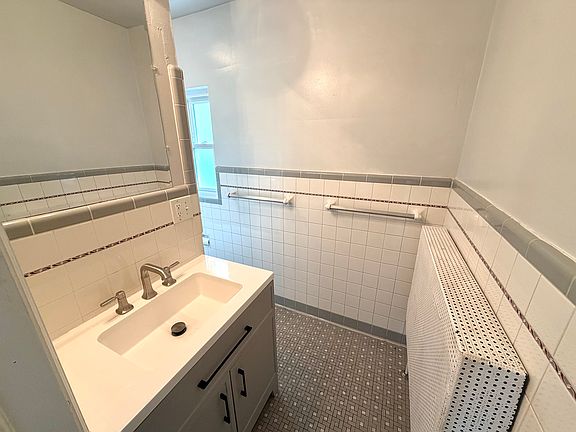 5th image of 3148 Tremainsville Rd Suite 1