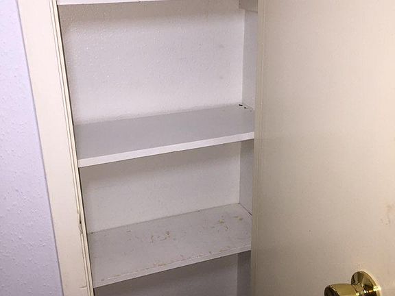 5th image of 9411 Eblen Dr