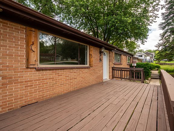 4th image of 28671 N Harrison Ave