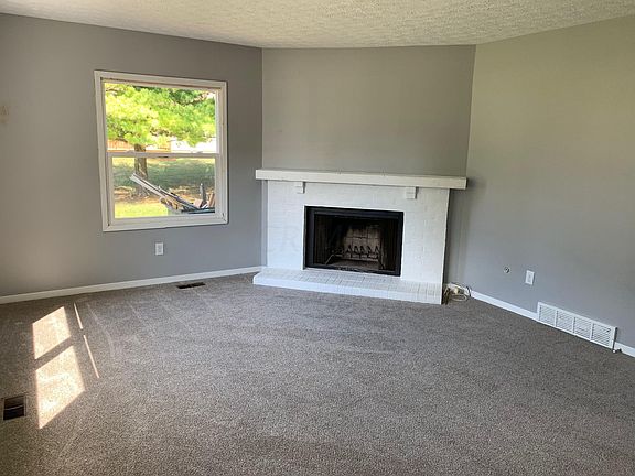 3rd image of 2358 Green Apple Ave #2360
