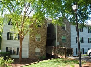 4030 Whirlaway Ct, Clemmons, NC 27012