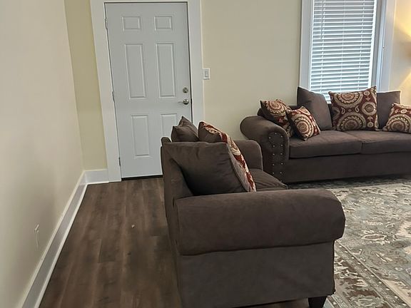 4th image of 2241 Saint Charles Ave #2241-2243-2247